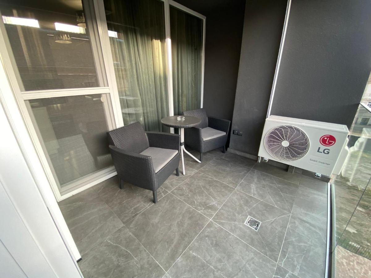 Noir Silvery Apartman Сегед Экстерьер фото
