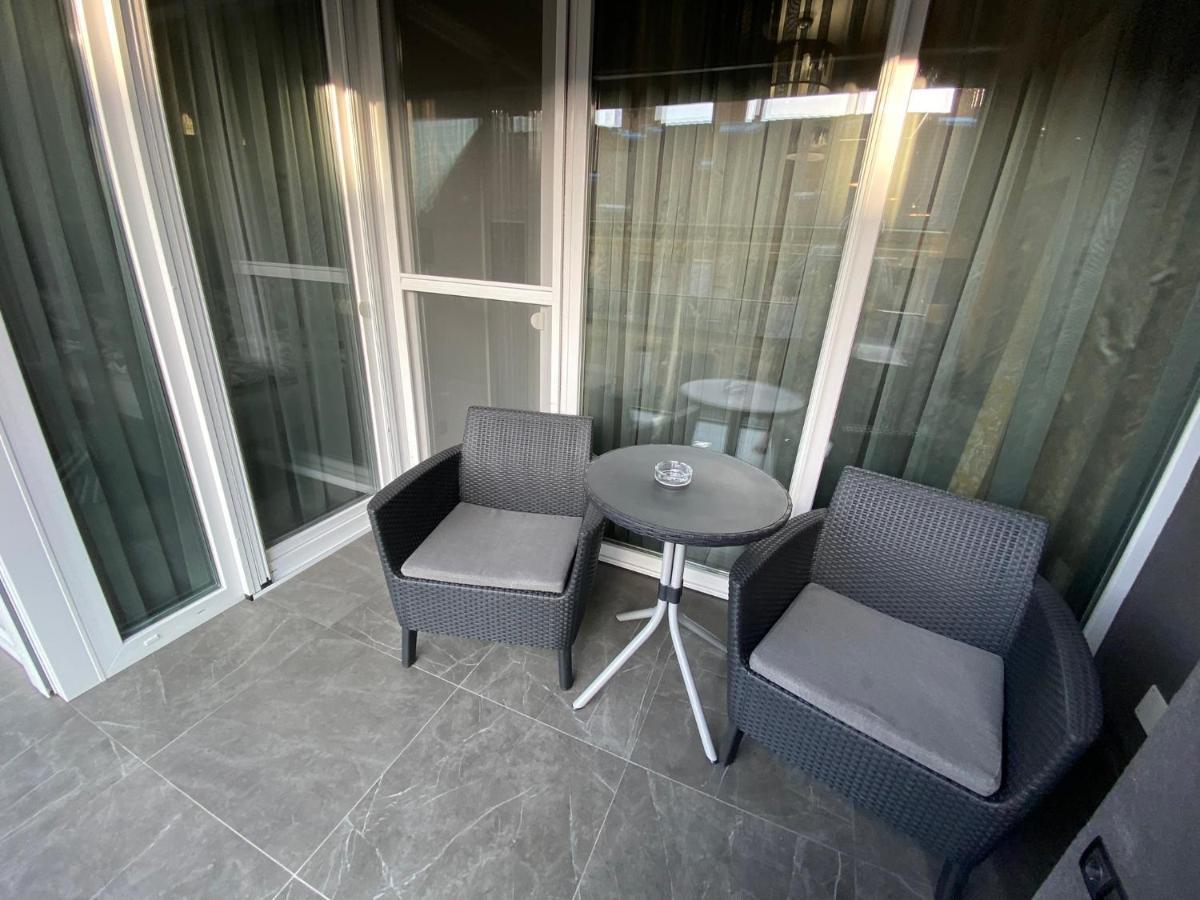 Noir Silvery Apartman Сегед Экстерьер фото