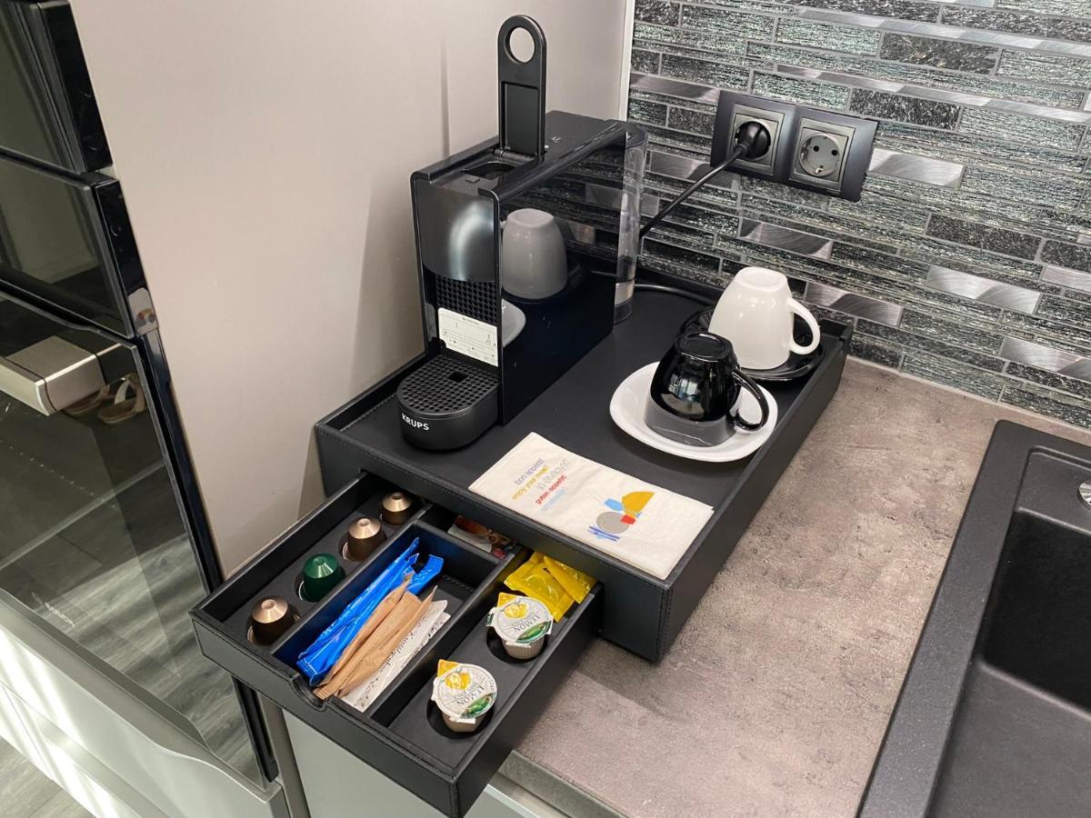 Noir Silvery Apartman Сегед Экстерьер фото
